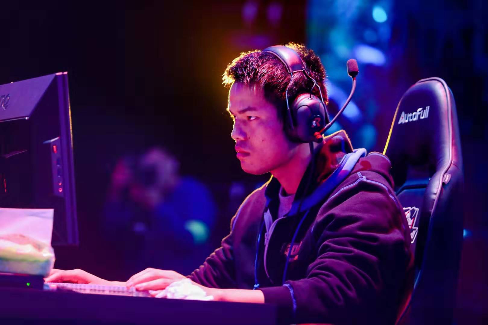 等关键词在 等关键词在