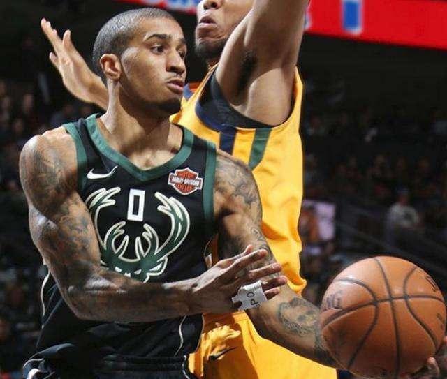 系与手感同 系与手感同